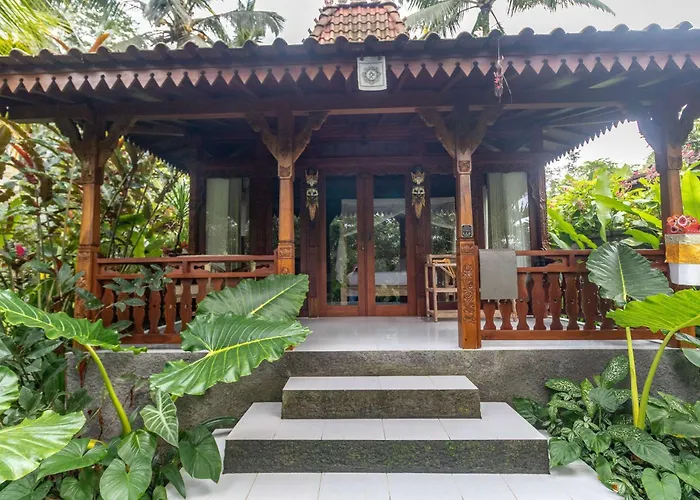 Be Bali Hut Farm مزرعة للإقامة