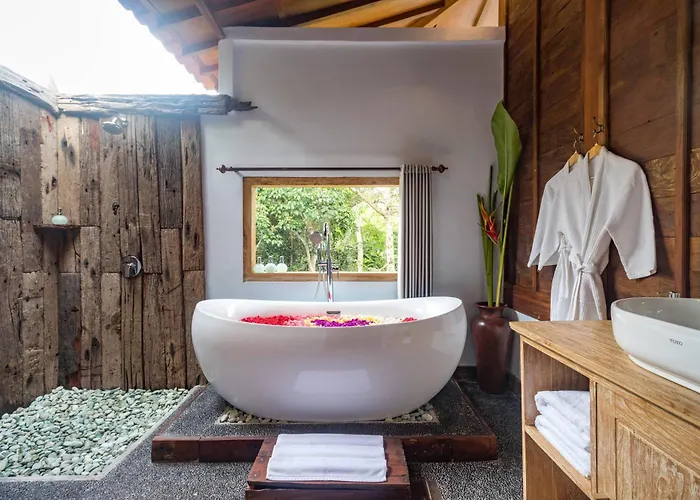 Be Bali Hut Farm مزرعة للإقامة أوبود